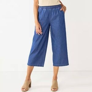 NWOT Croft & Barrow Wide-Leg Twill Crop Pants. 26W